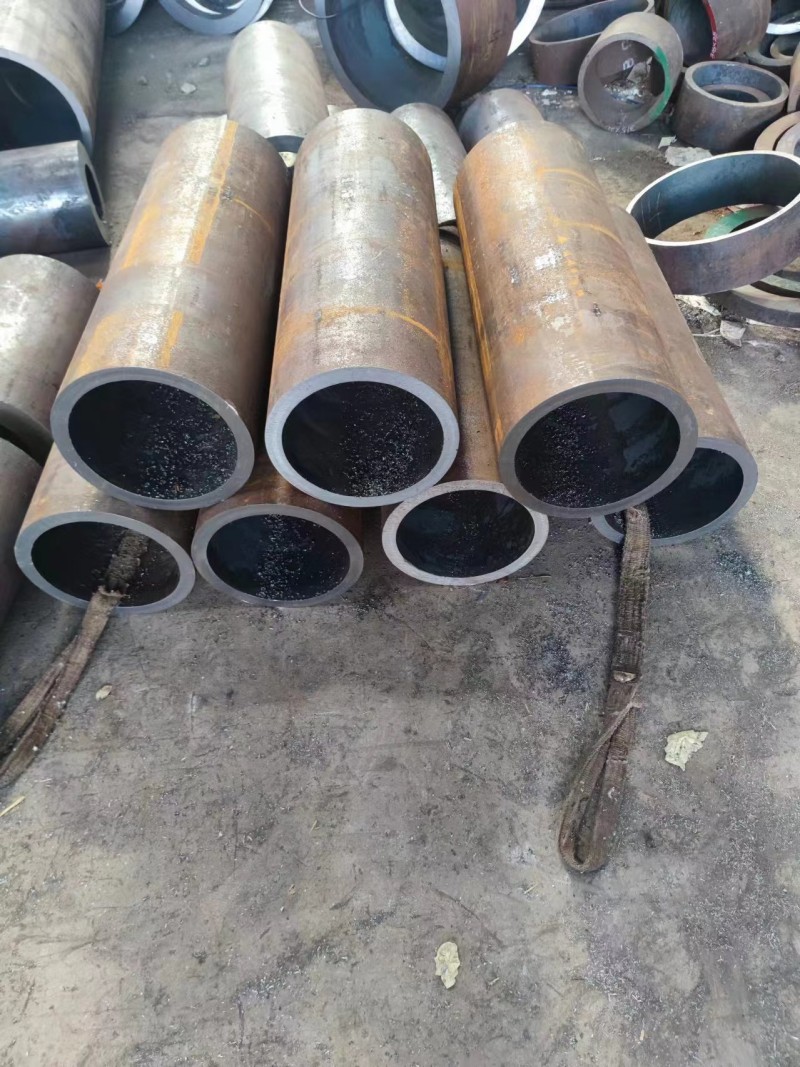 定州定州定州12Cr1MovG无缝钢管切割